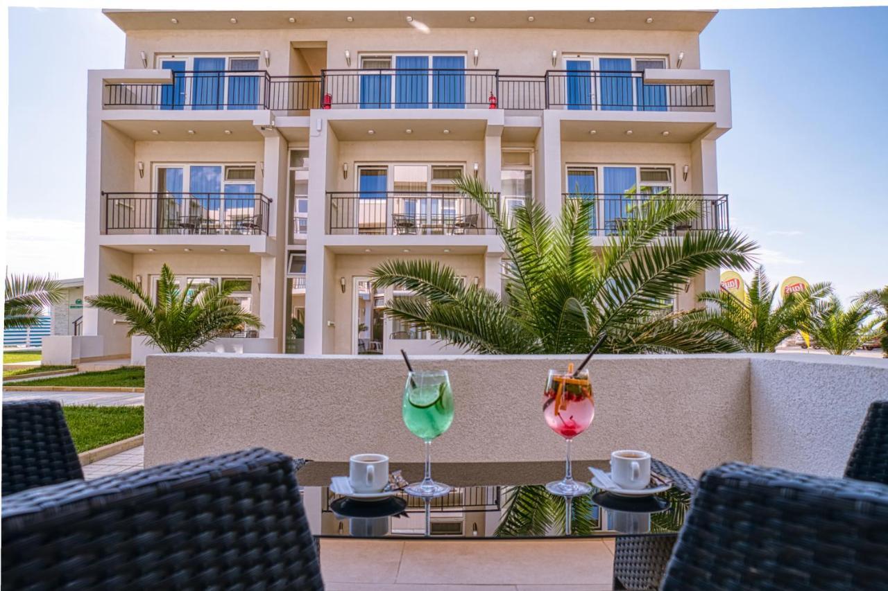 Sammos Beach Resort Navodari Dış mekan fotoğraf