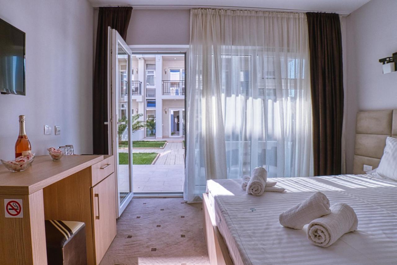 Sammos Beach Resort Navodari Dış mekan fotoğraf